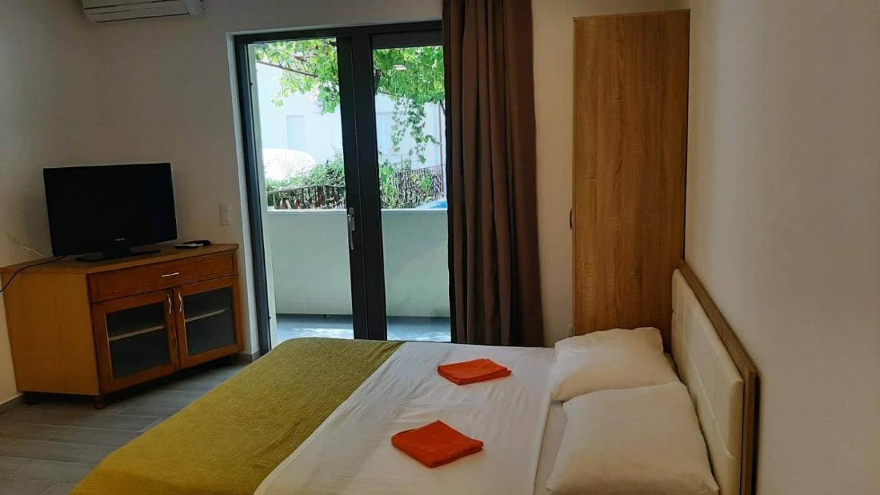 Apartmani Ivica Martic Duće Εξωτερικό φωτογραφία