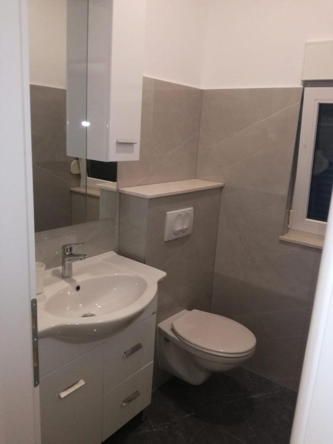 Apartmani Ivica Martic Duće Εξωτερικό φωτογραφία