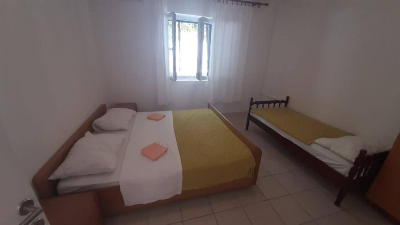 Apartmani Ivica Martic Duće Εξωτερικό φωτογραφία
