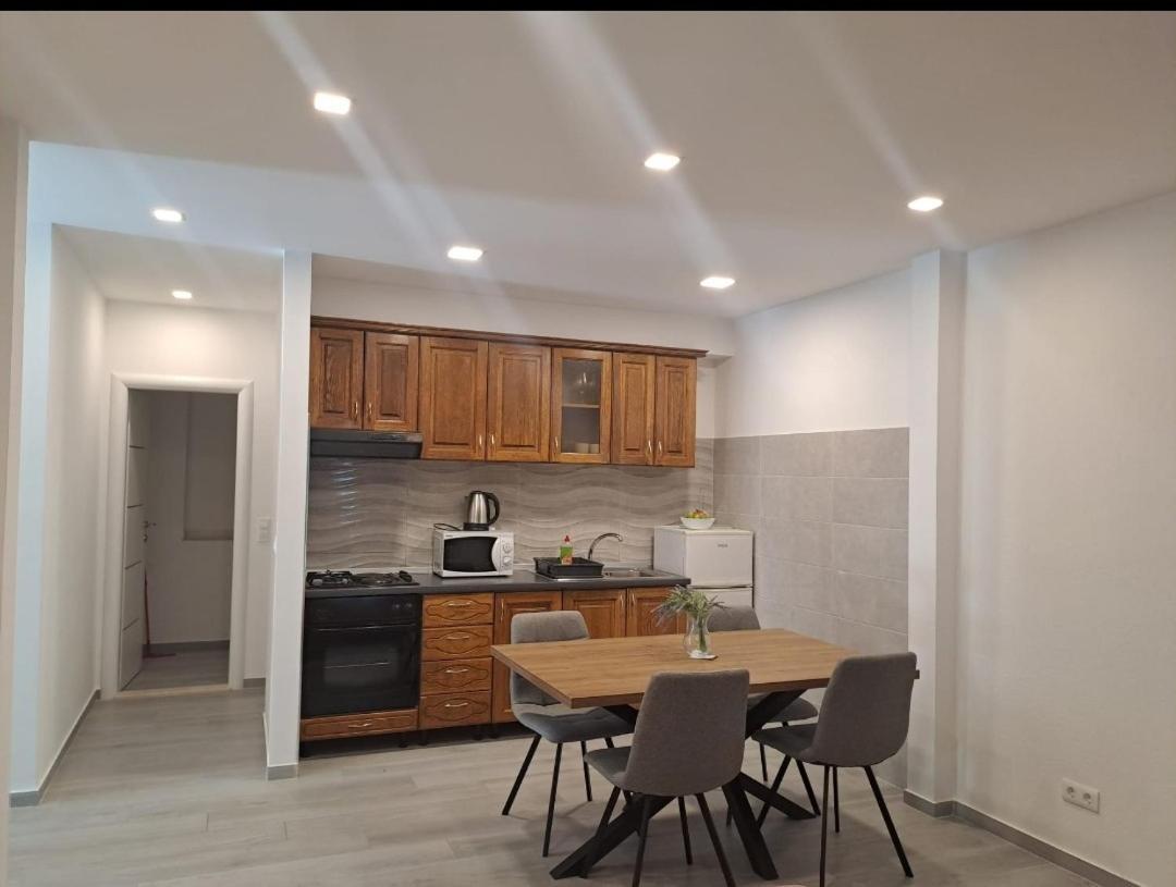 Apartmani Ivica Martic Duće Εξωτερικό φωτογραφία